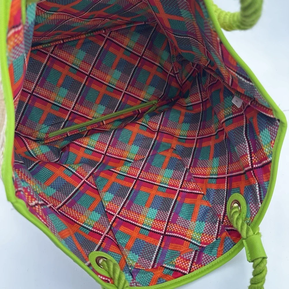 VERA BRADLEY Straw Beach Tote Natural‎ Chevron Embroidered Floral Green Lined